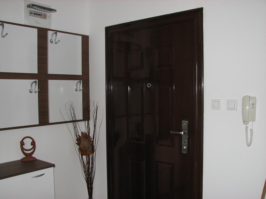 Two-Bedroom Apartment Donika Zarewo Exterior foto