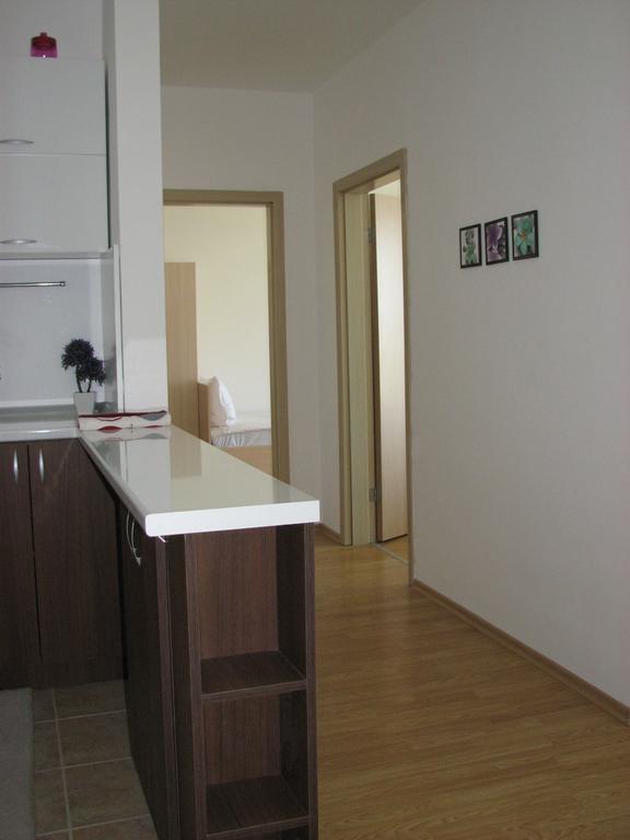 Two-Bedroom Apartment Donika Zarewo Exterior foto