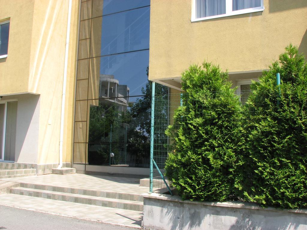 Two-Bedroom Apartment Donika Zarewo Exterior foto